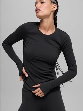 ALO Yoga-Airbrush Winter Warm Nocturne Long Sleeve in Black